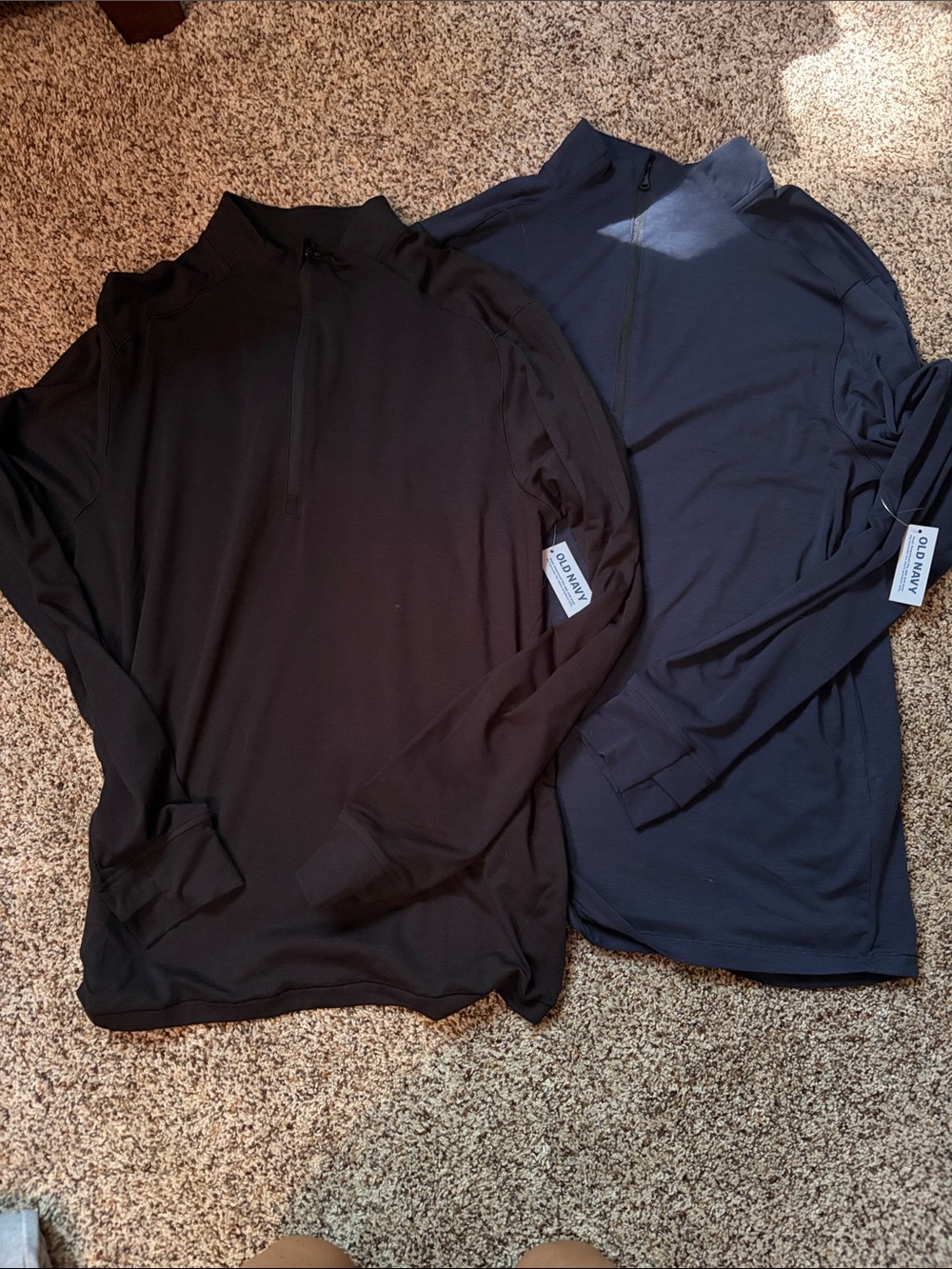 Old Navy Men’s Half-Zip Pullover - Black & Navy